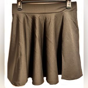 Black Short Circle  Junior skirt  S/M